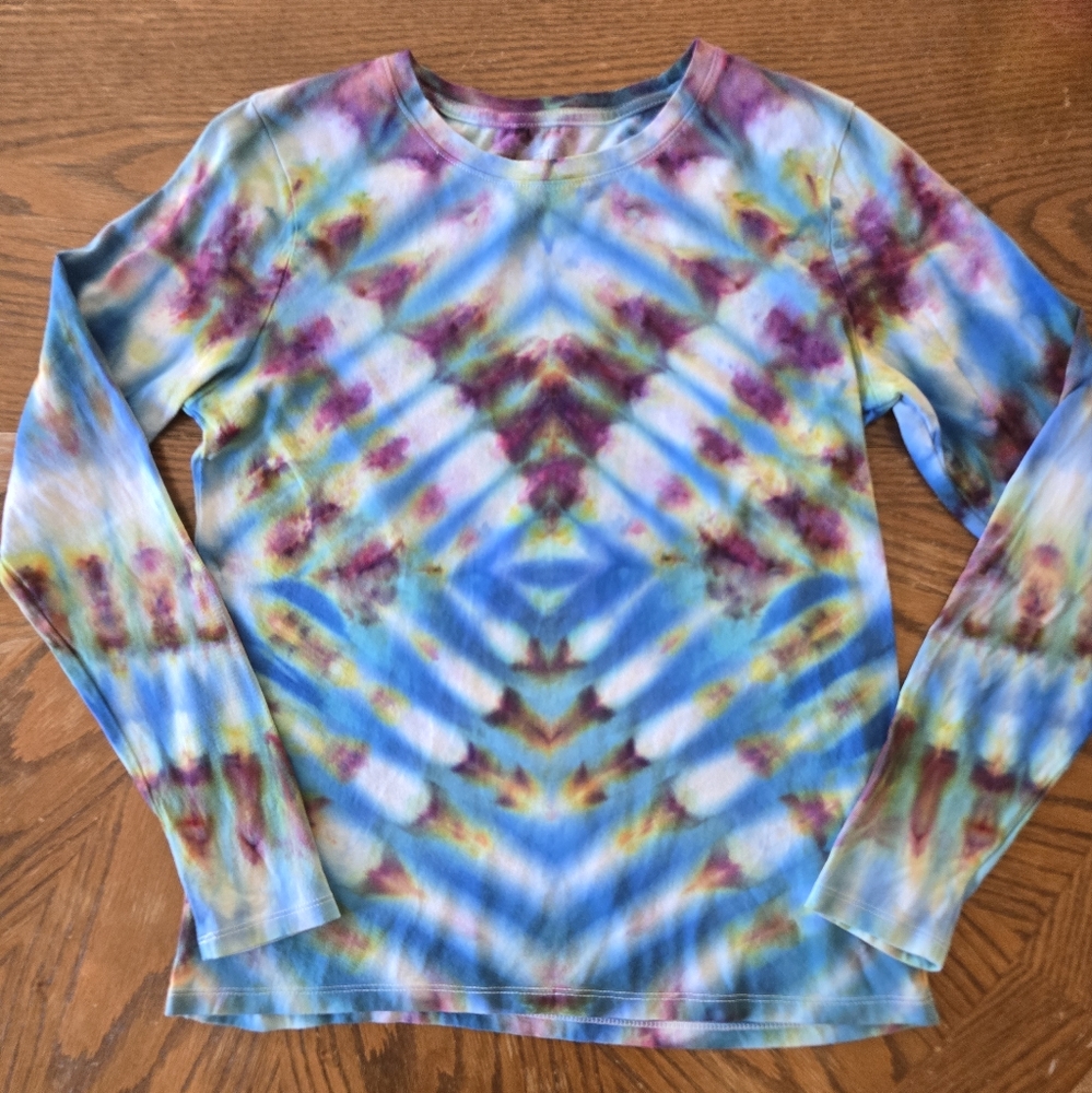 Colorful Tie-Dye Long Sleeve Shirt